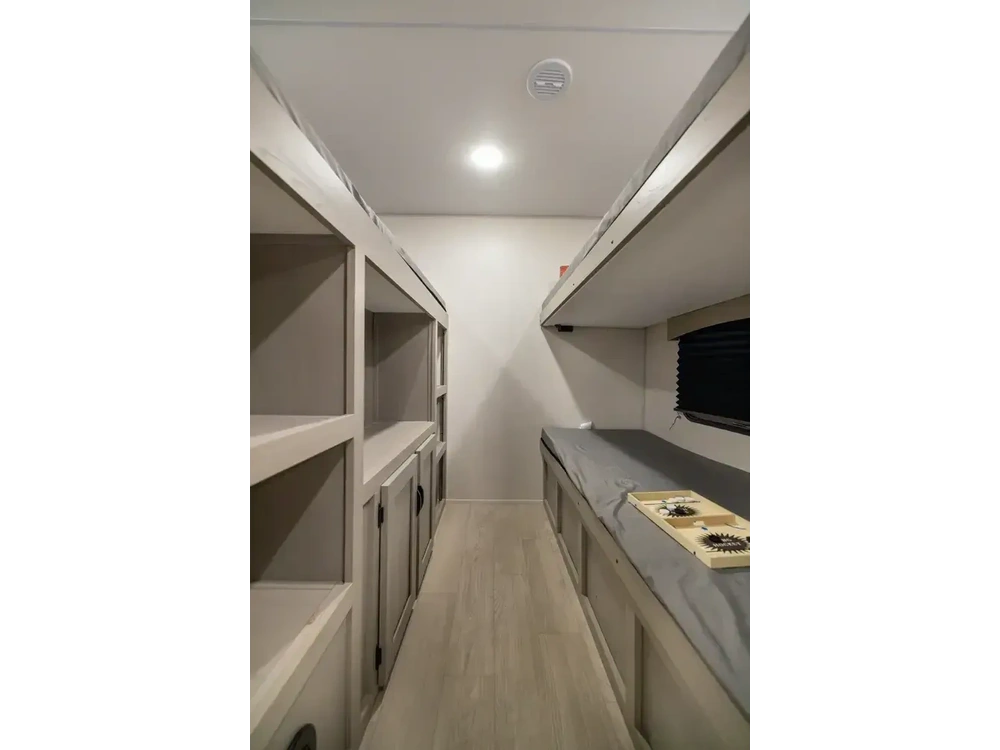 2026 Coachmen Clipper 292tb alt