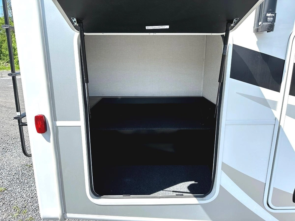 Coachmen Mirada 32ls 2024 alt