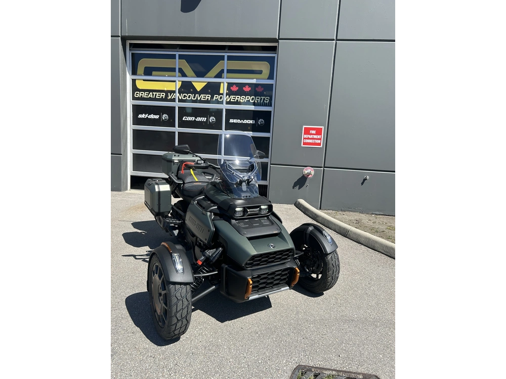 2026 Can-am Canyon Redrock alt