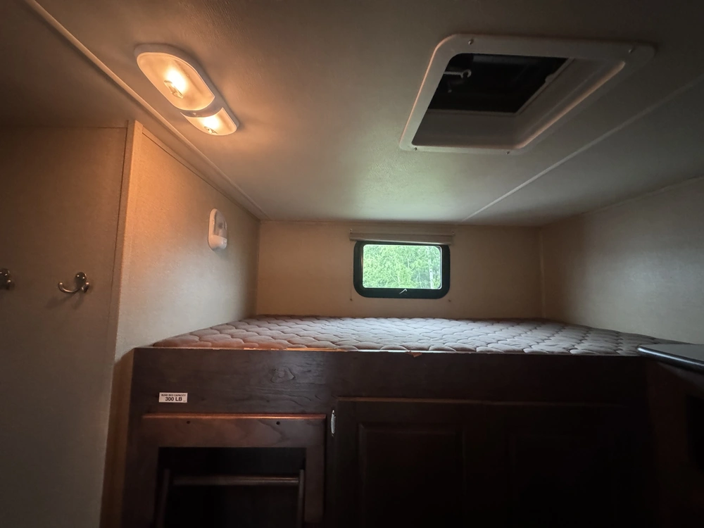 2015 Dutchmen Kodiak 300 Bhsl alt