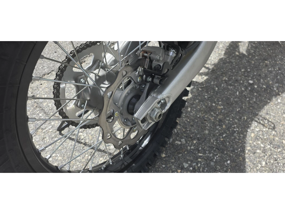 Suzuki Rm-z450 2025 alt