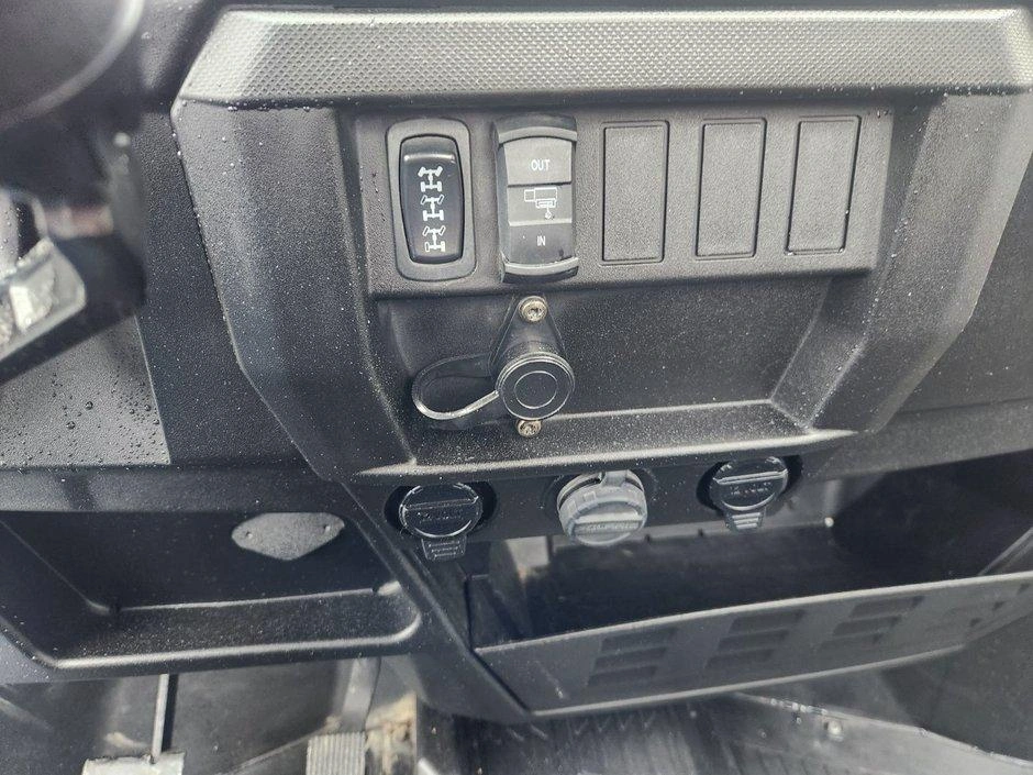Polaris Ranger 1000 Premium 2022 alt