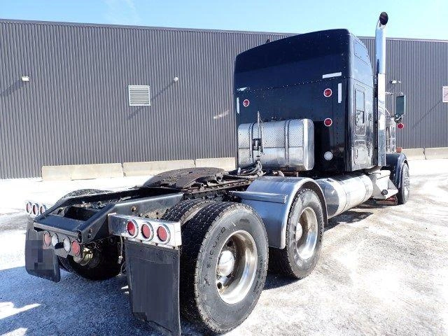 Kenworth W900 2022