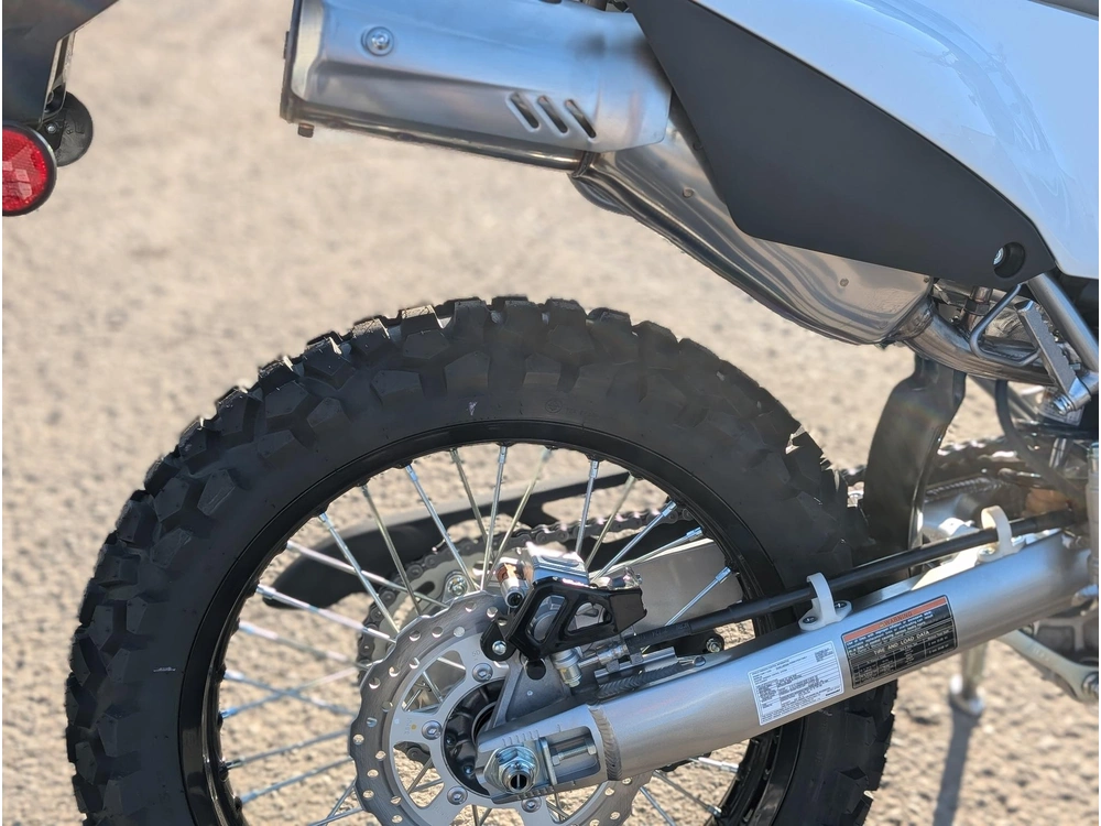 2026 Kawasaki Klx300 Semi Blanc | ⚡ Équivalent Dr-z400s & Honda Xr300 ⚡ | alt