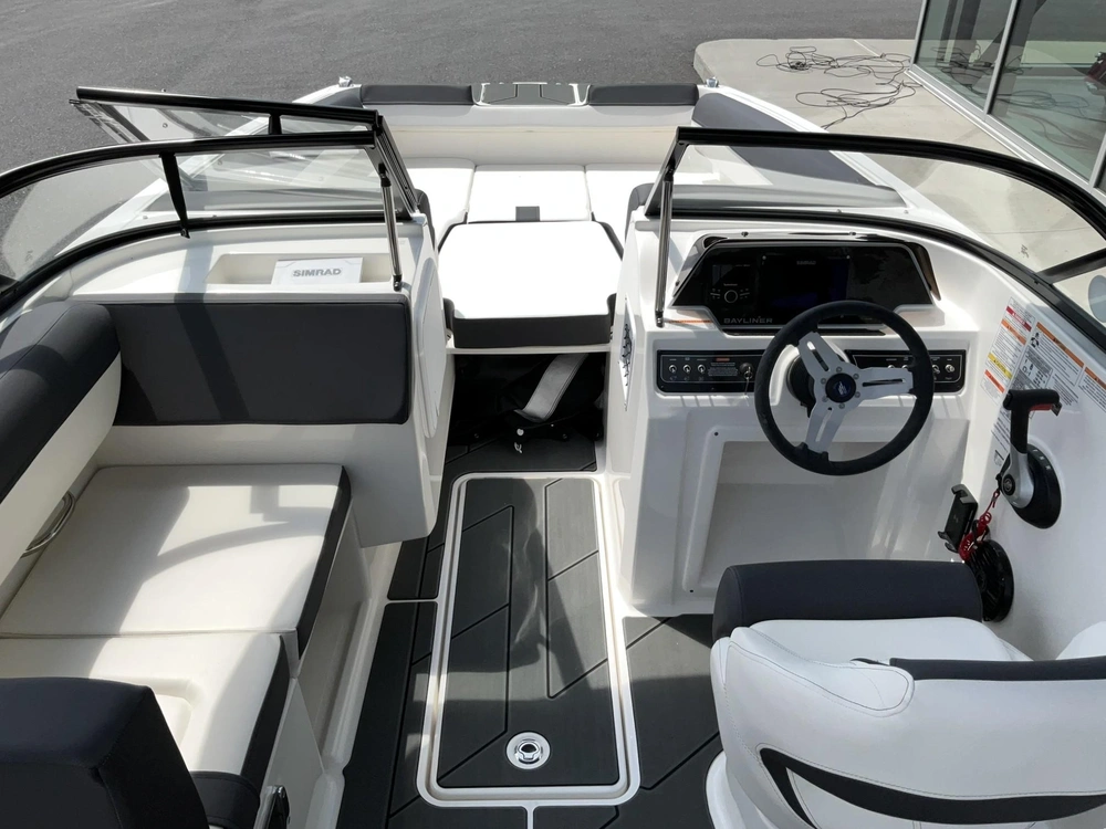2025 Bayliner D20i alt