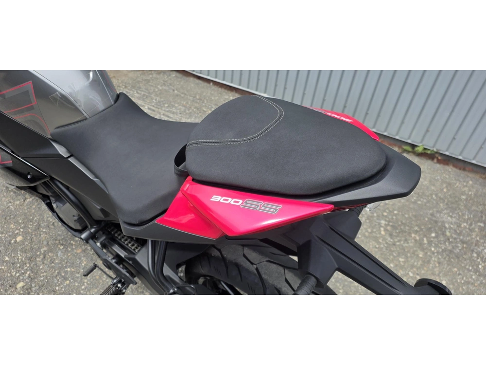 Cfmoto 300ss 2024 alt