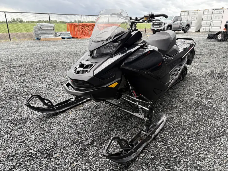 Ski-Doo RENEGADE X 900 ACE Turbo R RipSaw 1.25" E.S. 2023