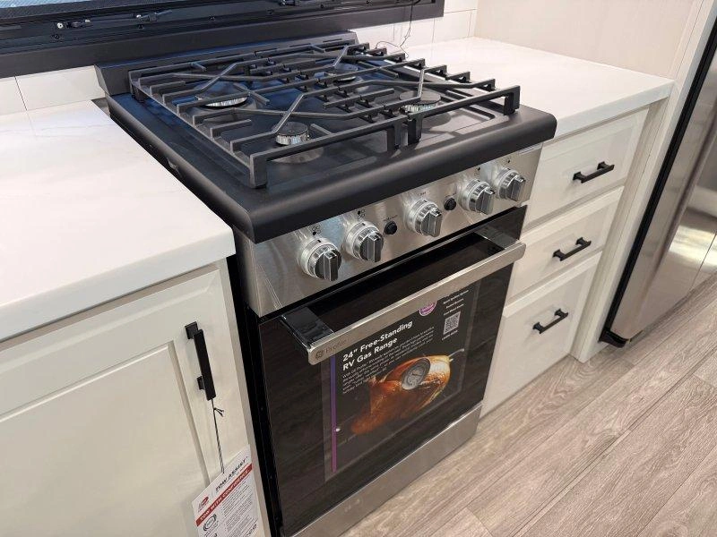 Jayco Pinnacle 32rlts 2027 alt