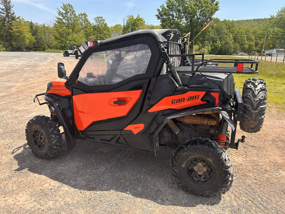 2019 Can-am Mav Sport alt
