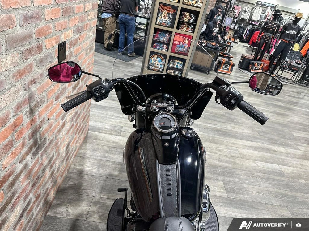 2026 Harley-davidson Heritage Classic alt