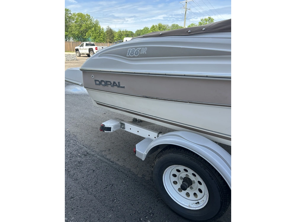2002 Doral 186br alt