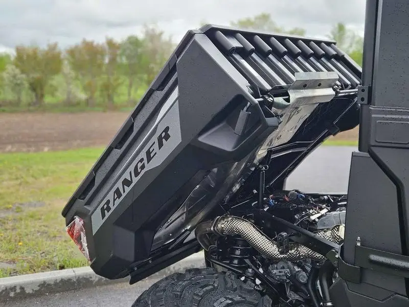 2027 Polaris RANGER XP 1000 CABINE