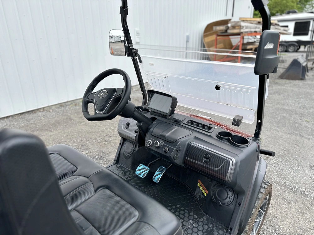 X-plod Mavrick 4 + 2025 alt