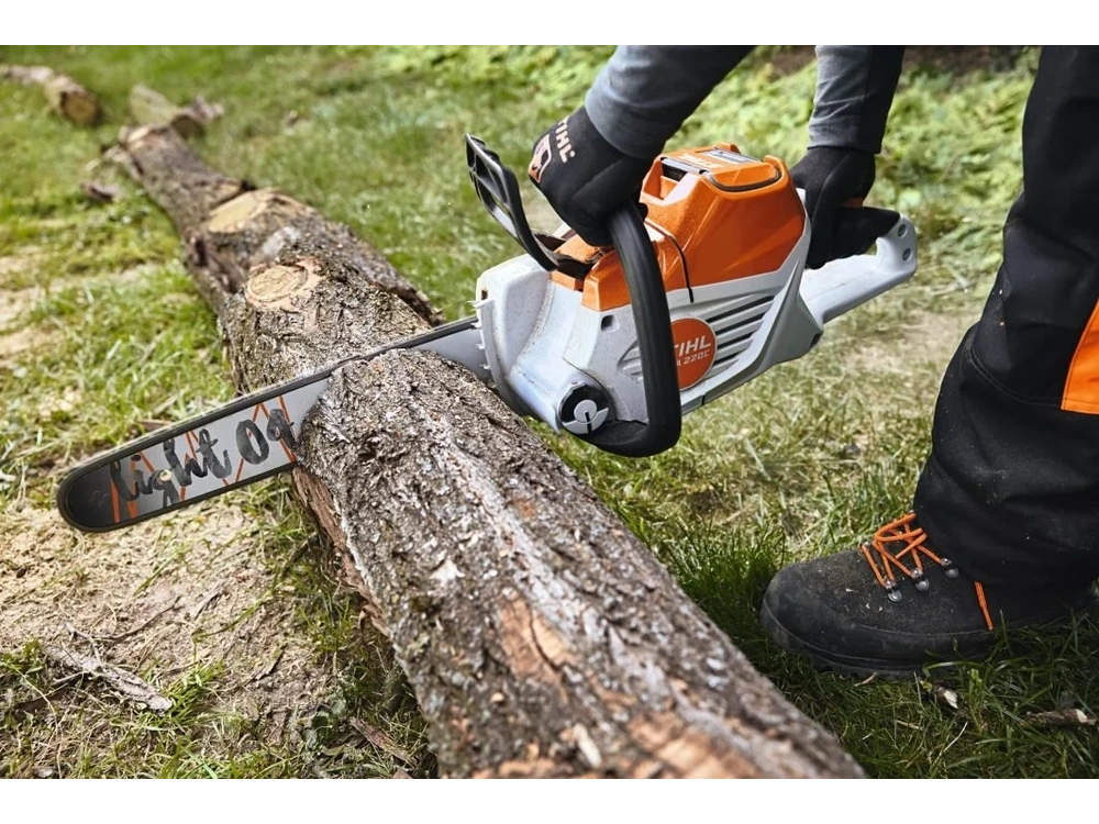 2026 Stihl Msa 220 Chainsaw 14" alt