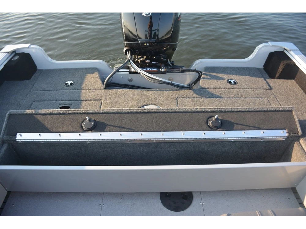 2025 Smoker-craft Craft Adventurer 188 Pro Dc alt