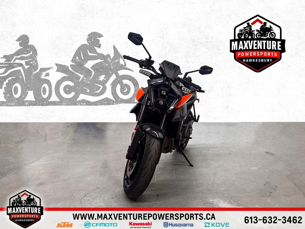 Ktm 990 Duke 2024 alt