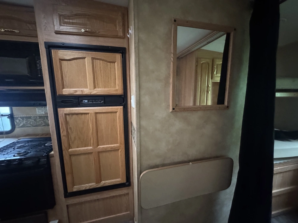 2005 Keystone Rv Laredo alt