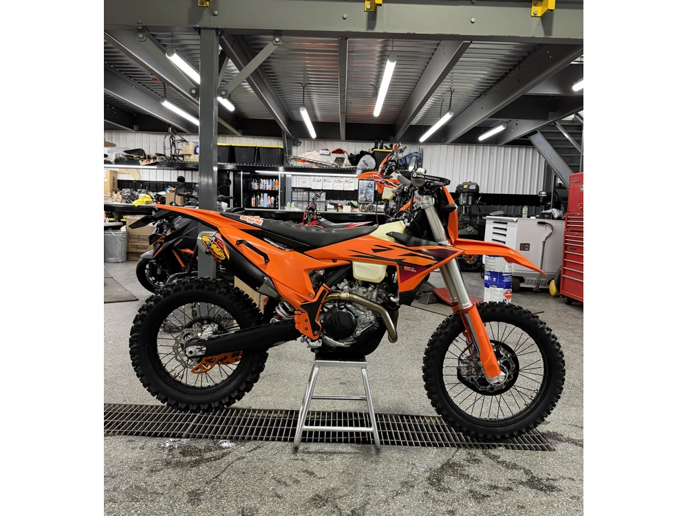 Ktm 500 Exc-f 2026 alt