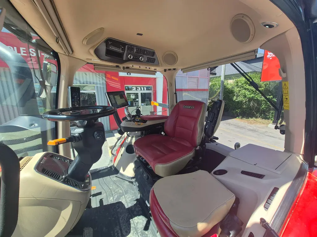 2021 Case IH Magnum 240 CVT