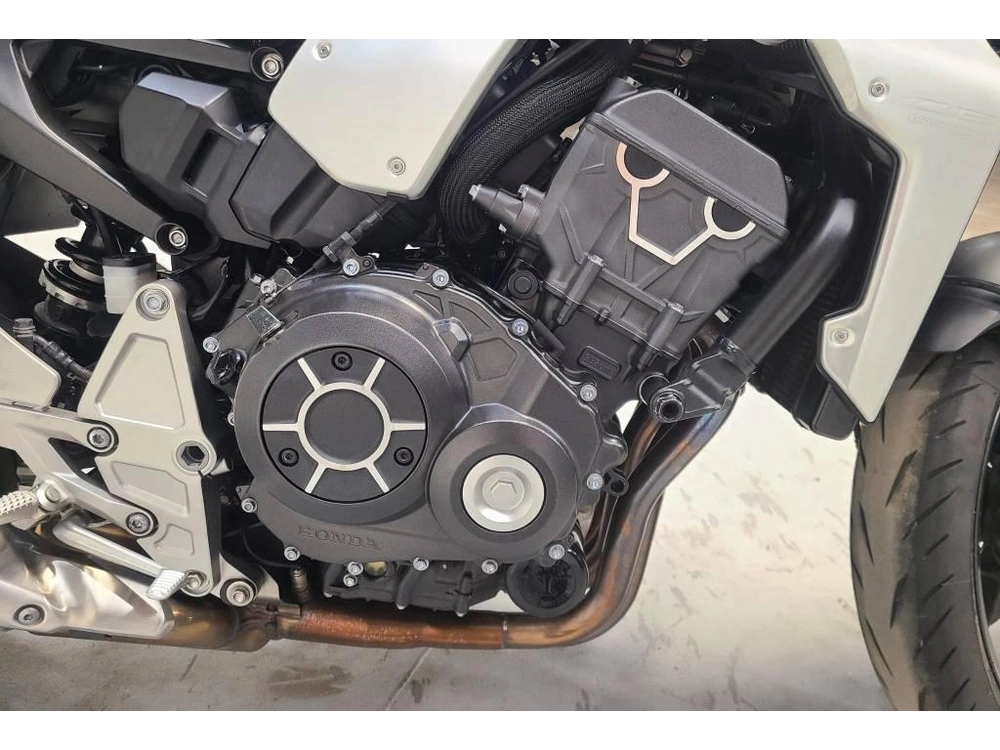 Honda Cb1000r Ab 2020 alt