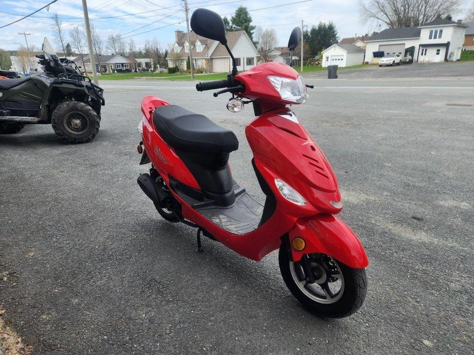 Scootterre Bistro 50 2021 alt
