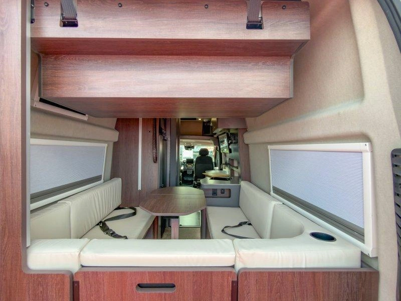 Grand Design Lineage Lvp1 2027 alt
