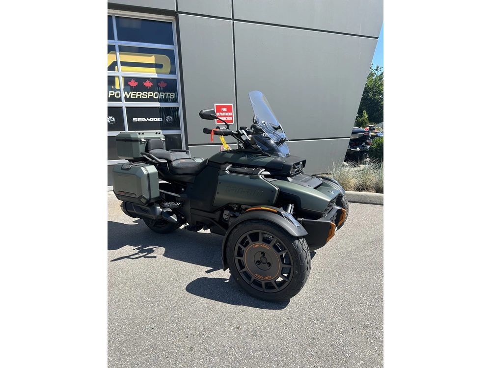 2026 Can-am Canyon Redrock alt