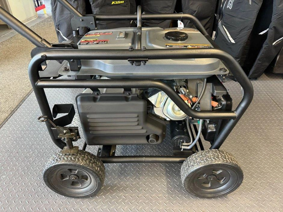 2024 Polaris P6500 Polaris Power alt
