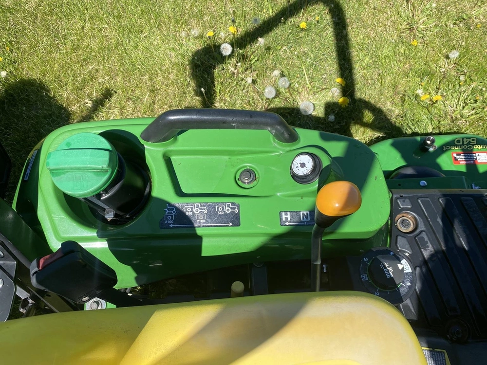 John Deere 1023e 2021 alt