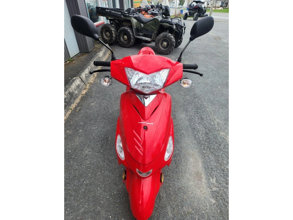 Scootterre Bistro 50 2021 alt