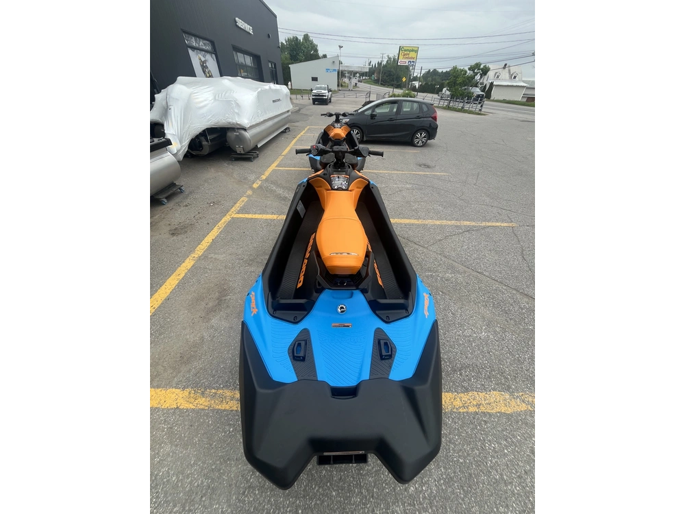 Sea-doo Spark Trixx 3 Places Audio 2026 alt