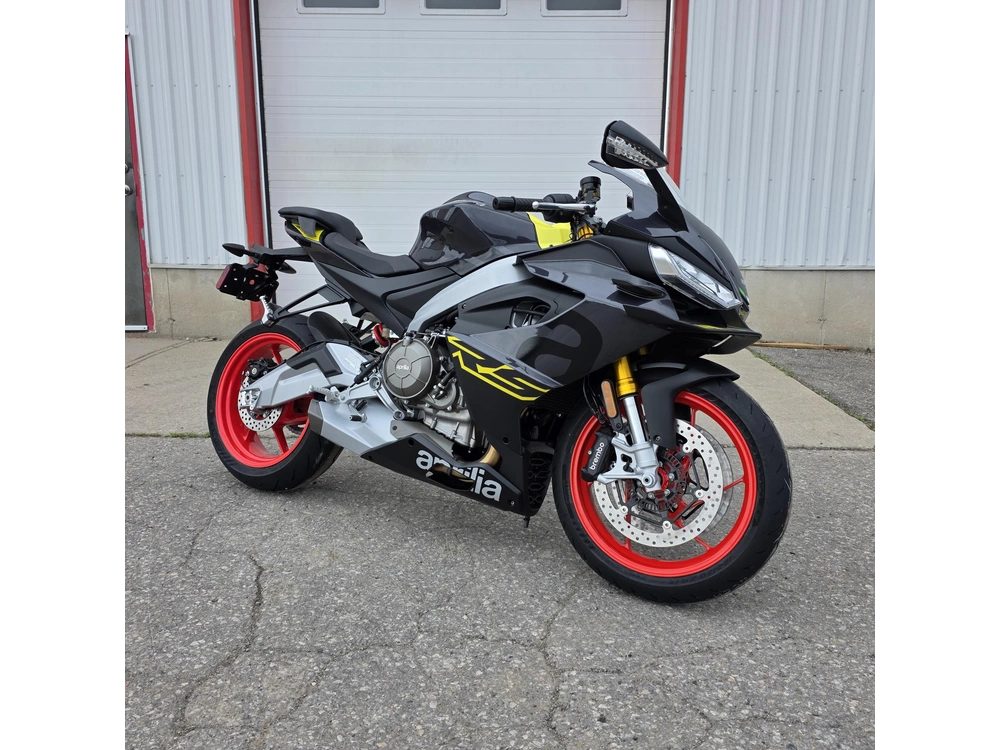 2026 Aprilia Rs 660 alt