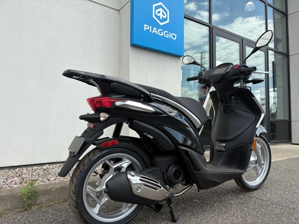 2026 Piaggio Liberty 50 alt