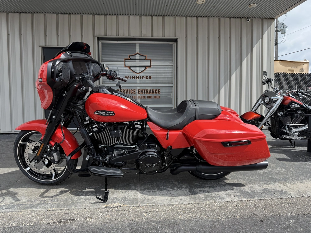 2026 Harley-davidson Street Glide alt