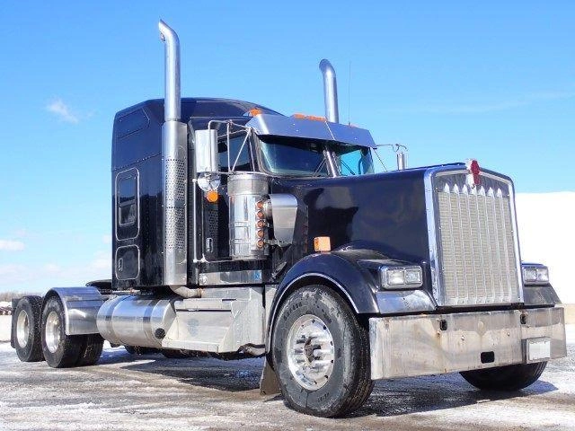 Kenworth W900 2022