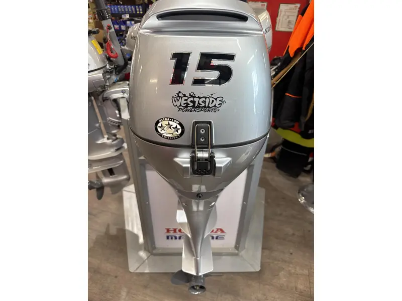 2026 Honda 15DK3SHC 15" Manual Start, Tiller Handle w prop & tank