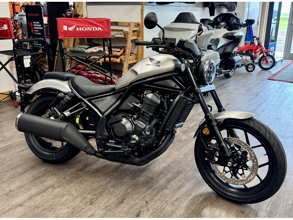 2026 Honda Rebel 1100 alt