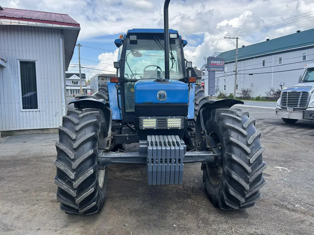 1997 New Holland 8340SLE