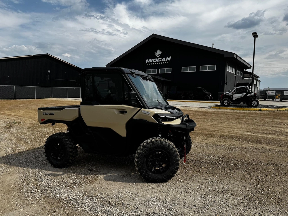 2026 Can-am Defender Ltd Hd11 alt