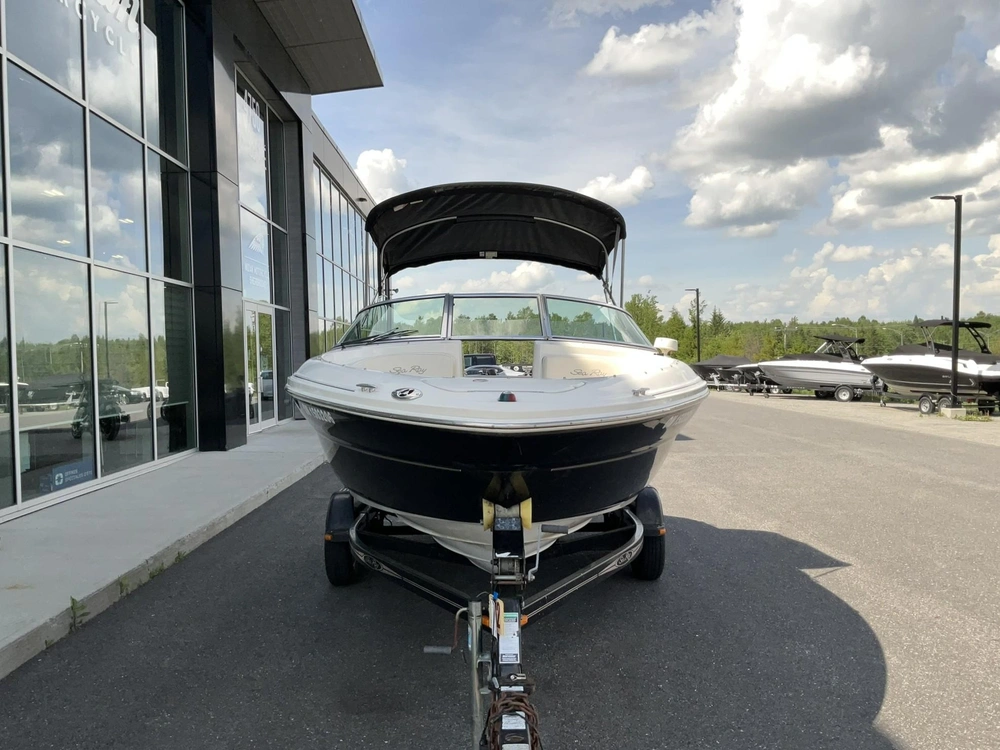 2005 Sea Ray 200 Select alt
