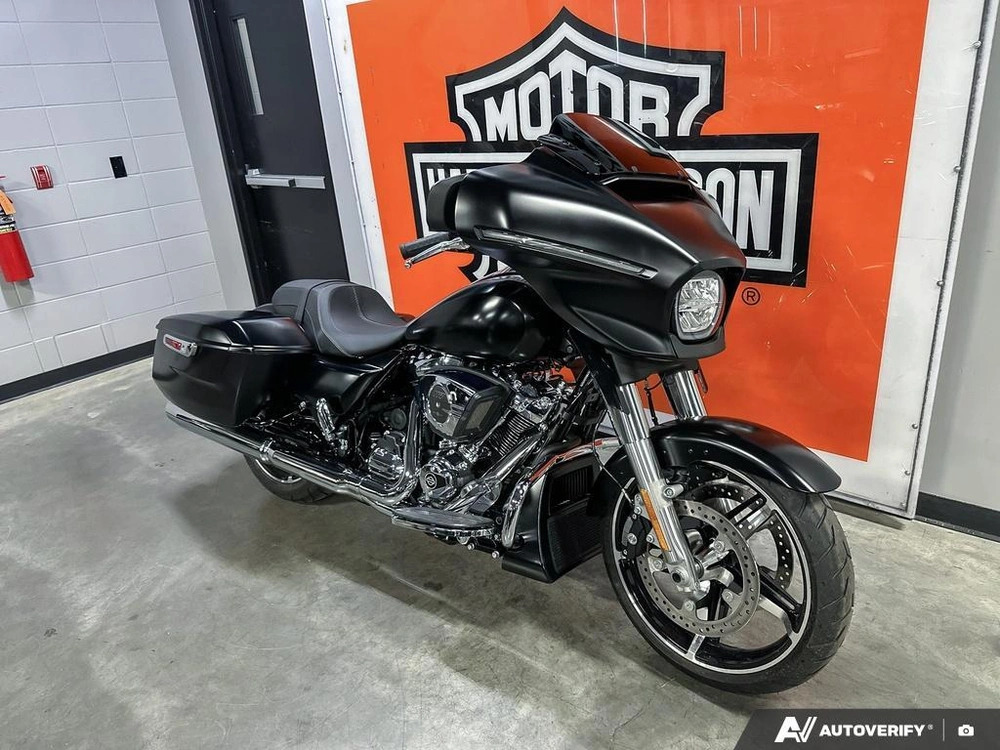 2024 Harley-davidson Street Glide alt