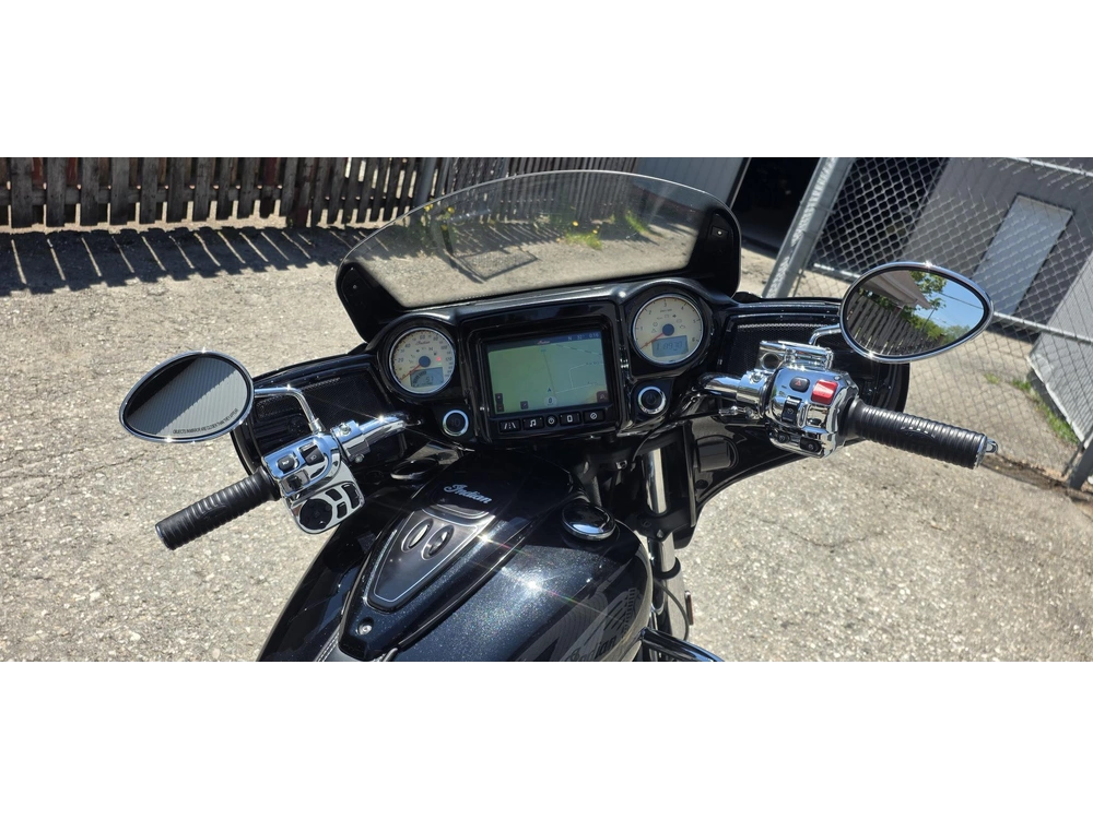 Indian Motorcycle Chieftain 2017 alt