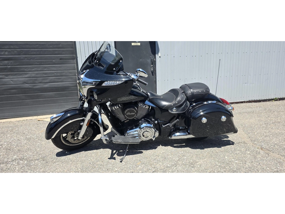 Indian Motorcycle Chieftain 2017 alt