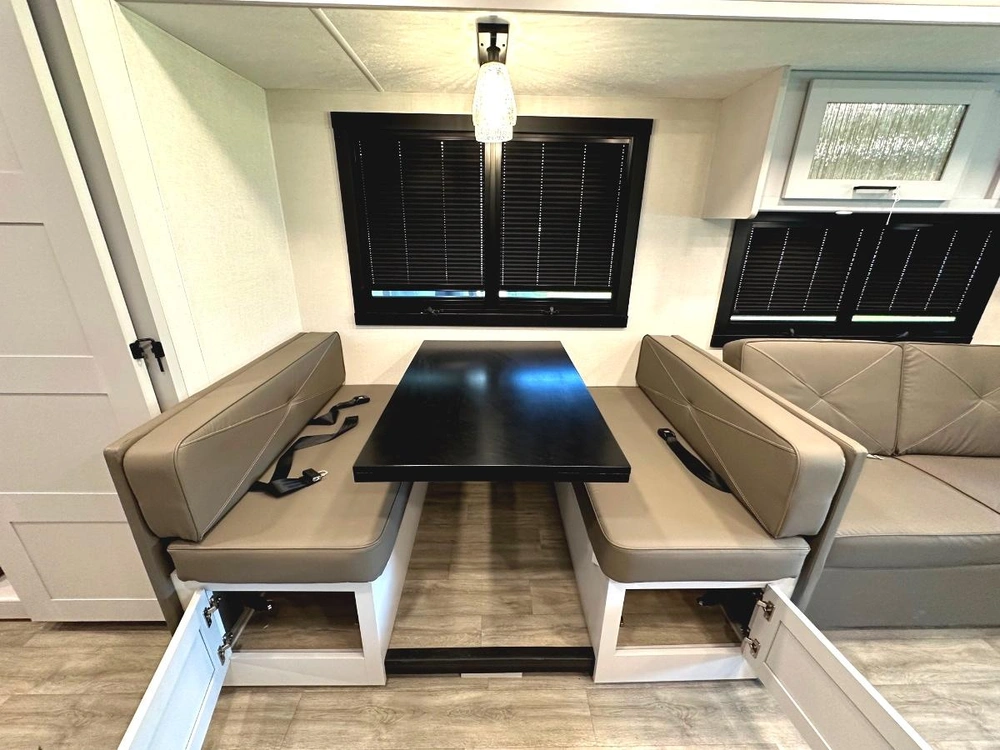 Coachmen Pursuit 31es 2024 alt