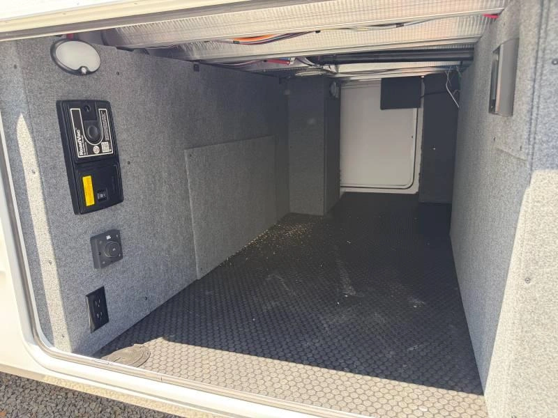 Jayco Pinnacle 32rlts 2027 alt