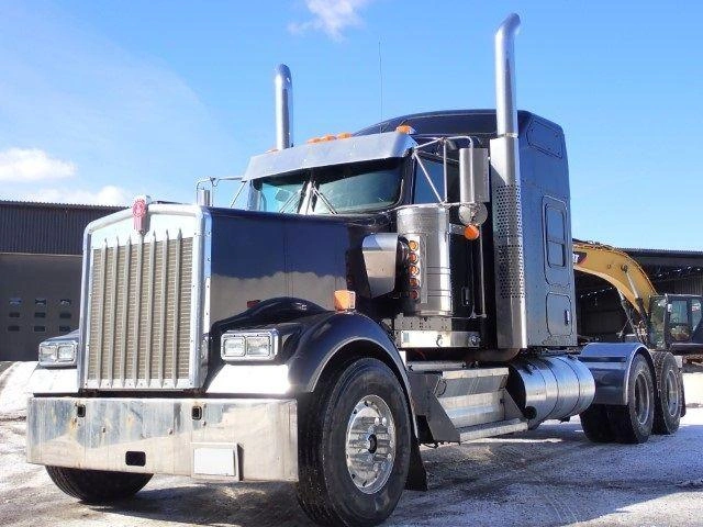 Kenworth W900 2022