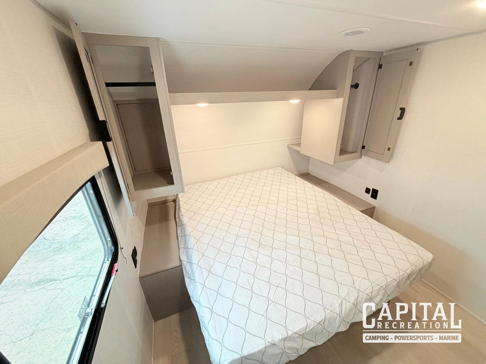 2026 Coachmen Clipper 292tb alt