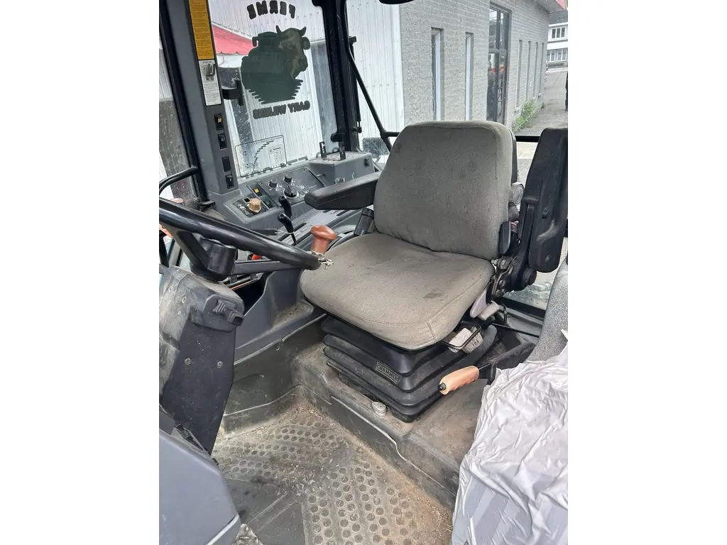 1997 New Holland 8340SLE