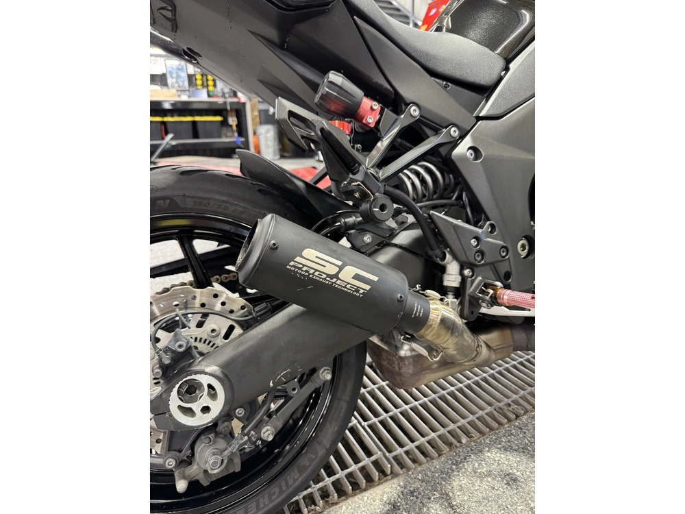 Kawasaki Ninja 1000 2015 alt