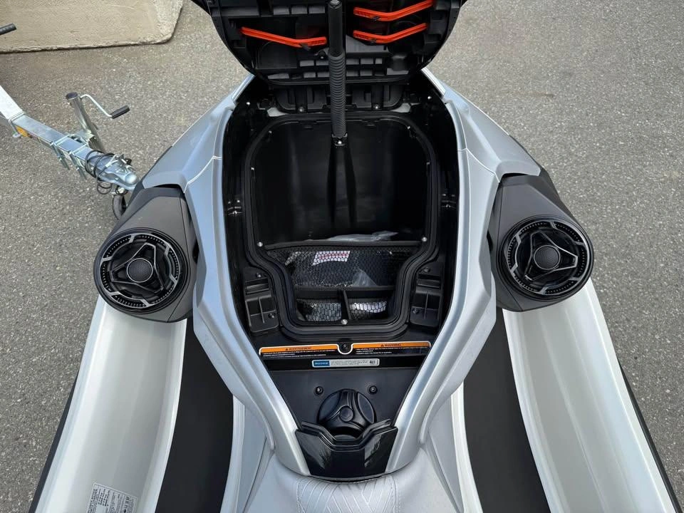 2026 Sea-doo Gtx Limited 325 (sound System) alt
